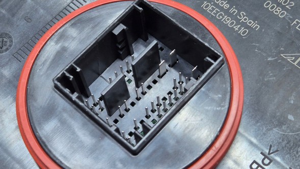 BMW OE 9477748-01 Converter lamp module bmw 9477748 x1 f48 f49