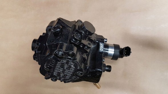 Renault OE 167001810R Injection pump r laguna iii 3.0dci 8200727635 af