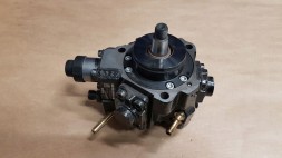 Renault OE 167001810R Injection pump r laguna iii 3.0dci 8200727635 af
