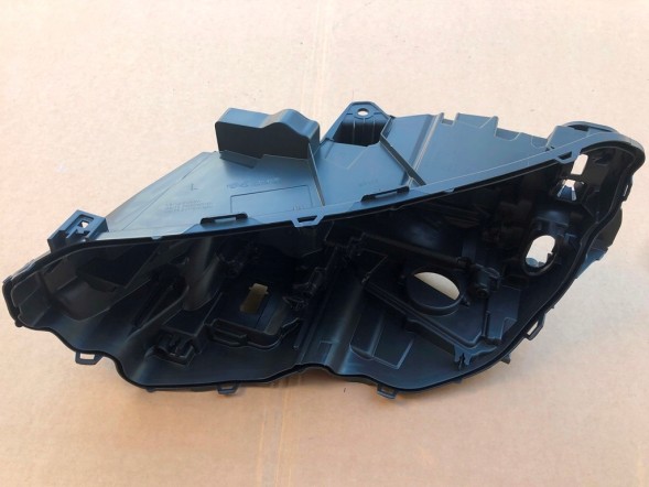 WOLLER L.267. Left front cartridge can lamp cover for volvo s90 v90 2016-2020