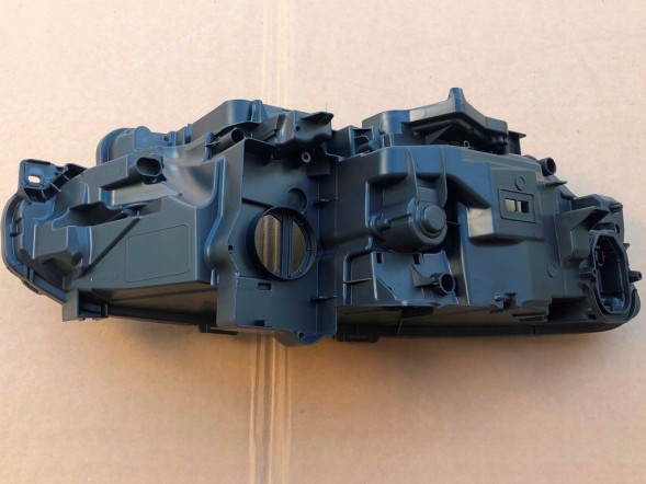 WOLLER L.267. Left front cartridge can lamp cover for volvo s90 v90 2016-2020