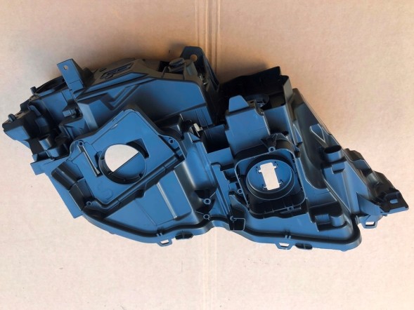 WOLLER L.267. Left front cartridge can lamp cover for volvo s90 v90 2016-2020