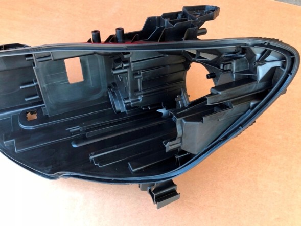 WOLLER L.169/90. Cartridge housing can headlight lamp left side for x117 w117 2013-2016