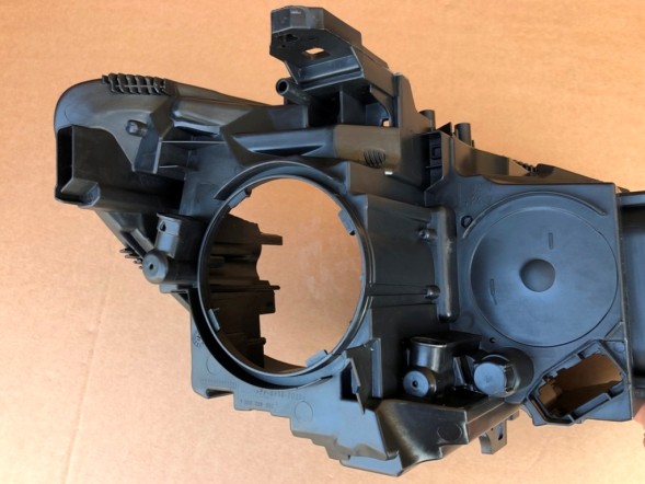 WOLLER L.169/90. Cartridge housing can headlight lamp left side for x117 w117 2013-2016