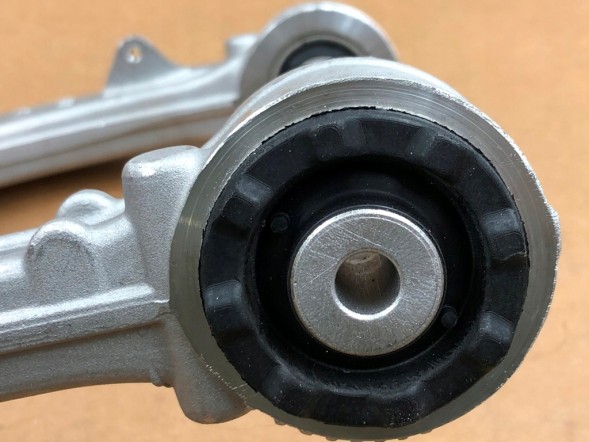 WOLLER LR044841 LAND Control arm front axle right lr 044841 for land range rover iv l405 2012-