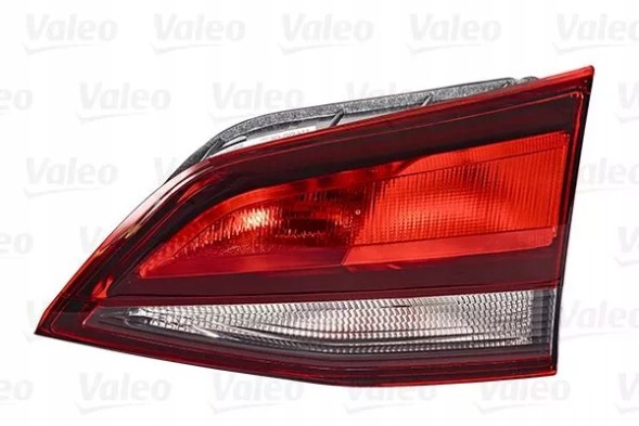 Valeo  Valeo 047074 multifunctional rear lamp