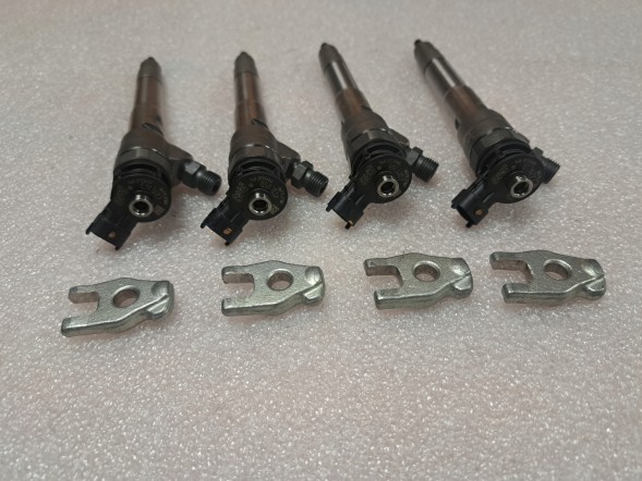 Renault OE 0445110895 BOSCH RENAULT NISSAN MERCEDES Injector injection renault nissan mercedes 1.7 cdi dci r9na402 0445110895