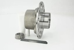 Febest 1682-211F Wheel hub 1682-211f febest