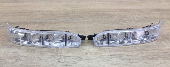 ZR  Directions right left 2208200621 2208200521 for mercedes w220 cl w215 lift