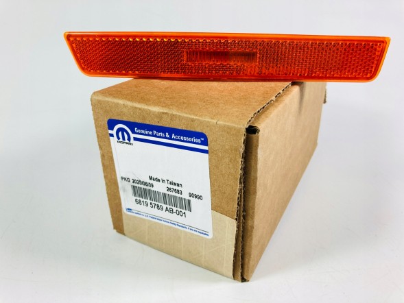 Mopar  Mopar - marker lamp left front dodge challenger 2015-23