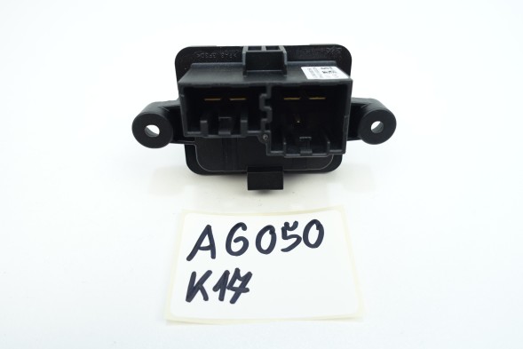 BMW OE  Blower resistor bmw g05 g11 g30