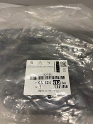 Peugeot OE 98 124 410 80 Fuel filler housing - peugeot oe 98 124 410 80