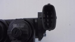 Renault OE 175230616R Dash duster ii injection rail