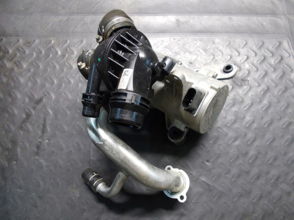 Pierburg 7.02853.20.0 Pierburg water pump bmw n52/n53 electric n43 b20