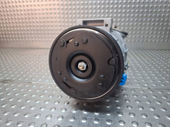 Fiat OE  Air conditioning compressor 71781754 fiat alfa romeo lancia 1.6 95- oe