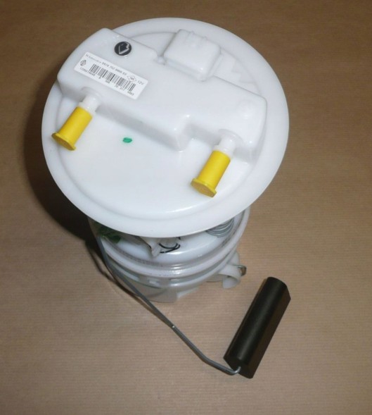 Renault OE 172021904R Fuel pump set.D sandero ii 0.9tce 172021904r