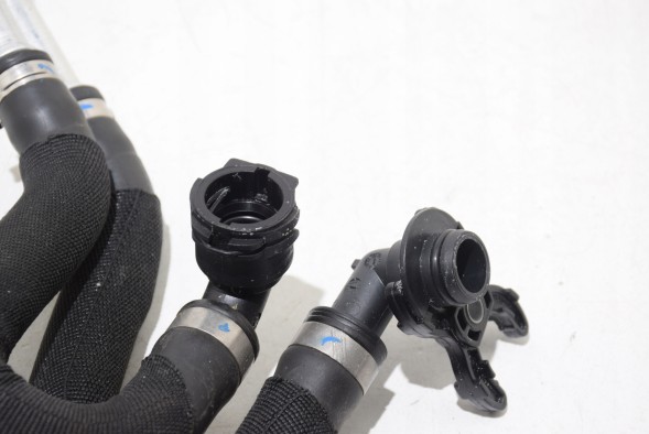 BMW OE  Bmw x7 g07 40ix lci water hose coolant battery 48v