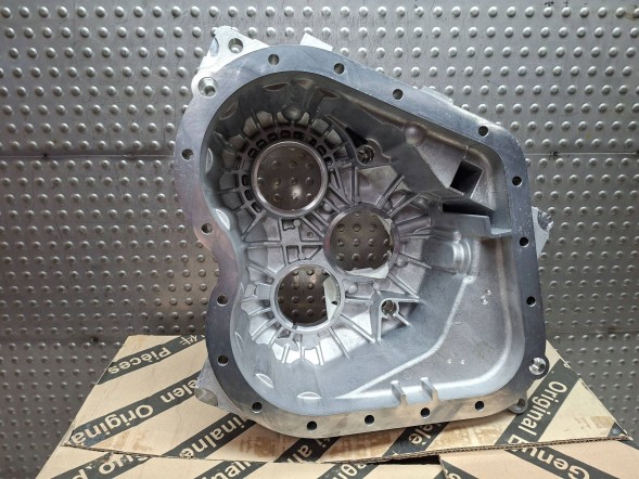 Fiat OE S26338155 Gearbox housing 55265479 46338177 fiat ducato 2.2 mjet 2021-