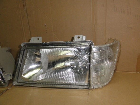 Polcar  Mercedes sprinter headlights + turn signals set 95-00 r
