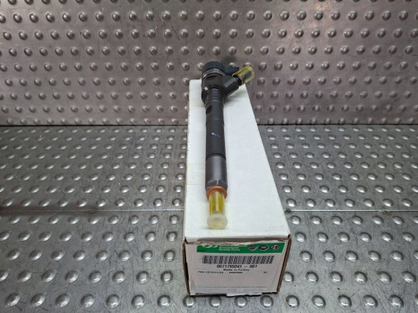 Fiat OE S26340599 Injector bosch 0445110239 fiat scudo ii expert jumpy 1.6 hdi 2007-