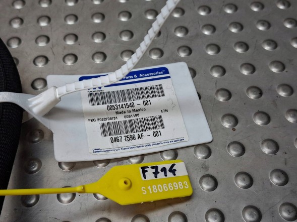 Chrysler OE PRZEWÓD KLIMATYZACJI CHRYSLER VOYAGER DODGE LANCIA 08- 04677596AF Air conditioning cable chrysler voyager dodge lancia 08- 04677596af