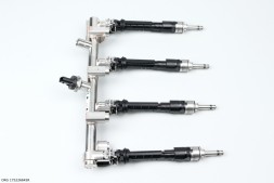 Renault OE 175226645R Oe injectors with renault captur ii 1.3 16v tce 175226645r strip