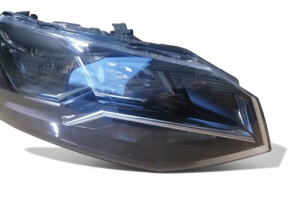 Volkswagen OE 2G1941006 Volkswagen polo vi front lamp left 2g1941006