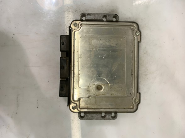 CHINA KOMPUTER SILNIKA PSA 0281011558 9655930780 Dog engine computer 0281011558 9655930780