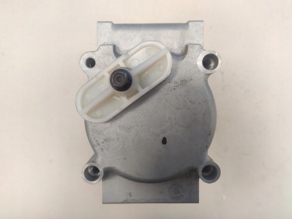 CHINA  Air conditioning compressor 96bw-19d629-ab ford cougar 2.0 16v manuel