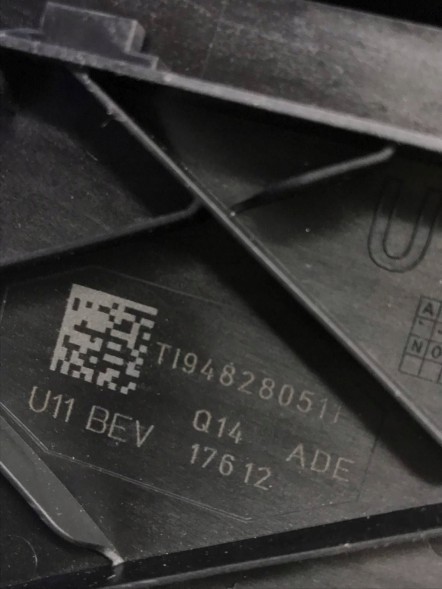 BMW OE  Flap charging socket cover bmw x1 u11 9482805