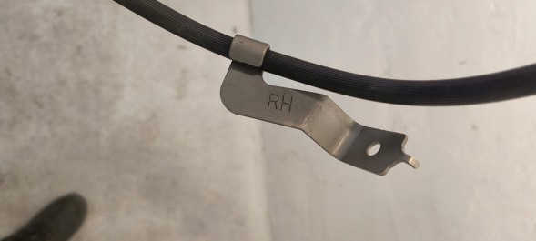 Tesla 1188722-00-B Tesla model y 2020- brake hose left front 1188722-00-b,