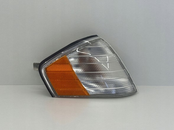 Mercedes-Benz OE MP1-1315106915 Indicator front right mercedes-benz sl500 r129 1315106915
