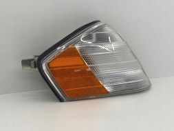 Mercedes-Benz OE MP1-1315106915 Indicator front right mercedes-benz sl500 r129 1315106915