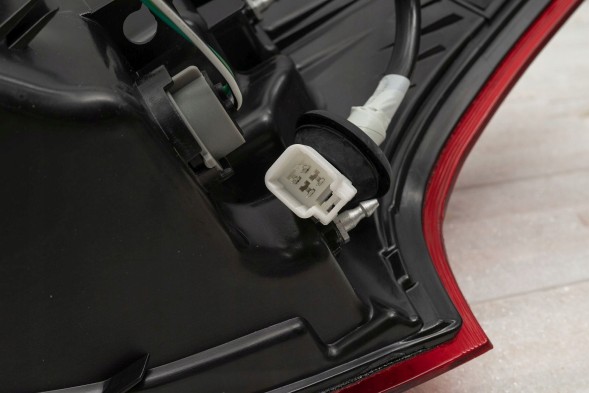 Venus LTD  Mitsubishi outlander iii gf 2015-2021 rear body lamp left 8330a997