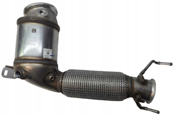 BMW OE KATALIZATOR BMW F40 M135iX F44 M235iX F39 X2 M35iX 8678628 9470154 Catalyst bmw f40 m135ix f44 m235ix f39 x2 m35ix 8678628 9470154