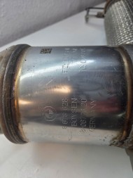 BMW OE KATALIZATOR BMW F40 M135iX F44 M235iX F39 X2 M35iX 8678628 9470154 Catalyst bmw f40 m135ix f44 m235ix f39 x2 m35ix 8678628 9470154
