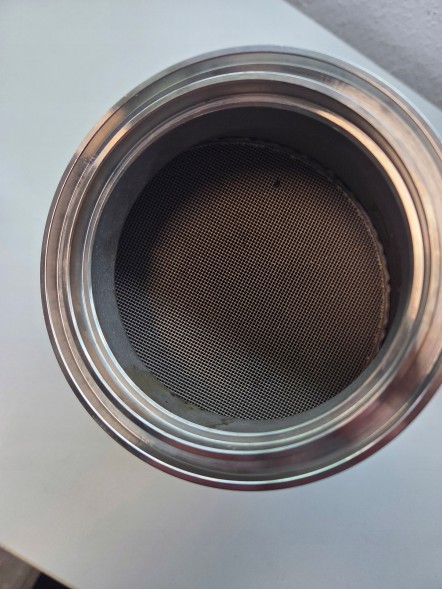 BMW OE KATALIZATOR BMW F40 M135iX F44 M235iX F39 X2 M35iX 8678628 9470154 Catalyst bmw f40 m135ix f44 m235ix f39 x2 m35ix 8678628 9470154