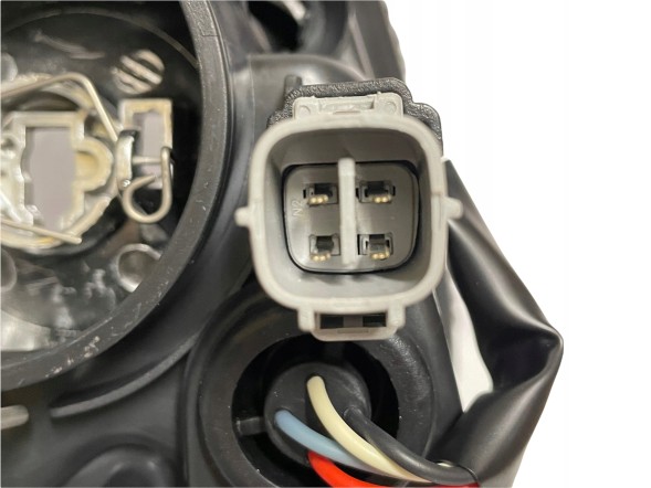 Depo  Depo headlights front toyota avensis t25 03-06 set