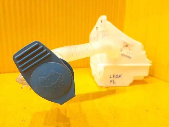 Audi OE 5Q0955453R Oe washer fluid tank audi, seat, skoda
