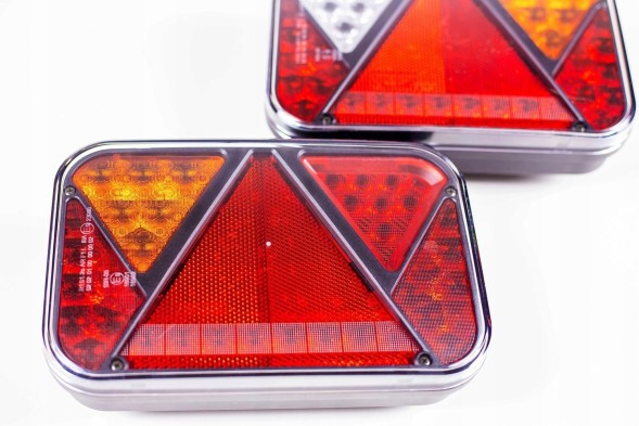 Mantes UT004132 Rear lamps for trailer fristom ft-270 led + beam installation 4,5m 7pin