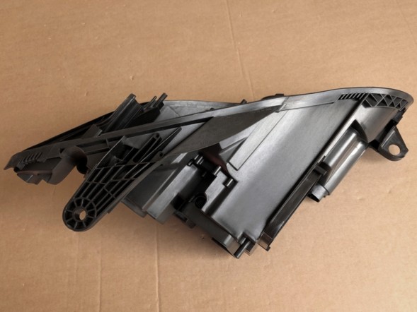 WOLLER PRZEDLIFT W218 XENON Headlight housing xenon left front for mercedes cls w218 x218 beforelift