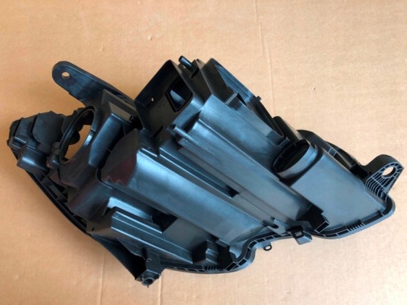 WOLLER PRZEDLIFT W218 XENON Headlight housing xenon left front for mercedes cls w218 x218 beforelift