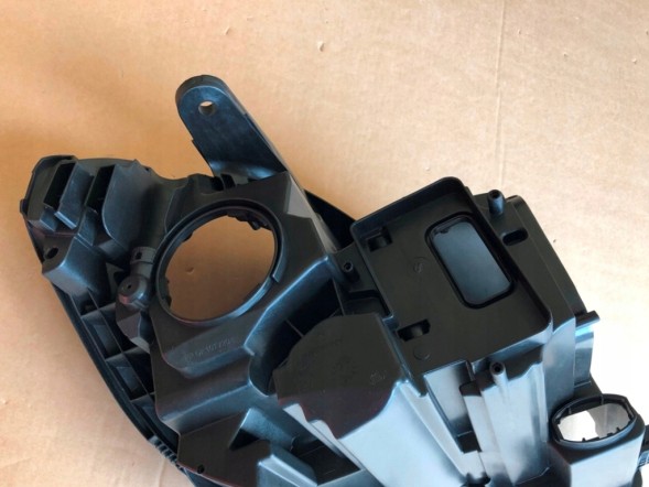 WOLLER PRZEDLIFT W218 XENON Headlight housing xenon left front for mercedes cls w218 x218 beforelift