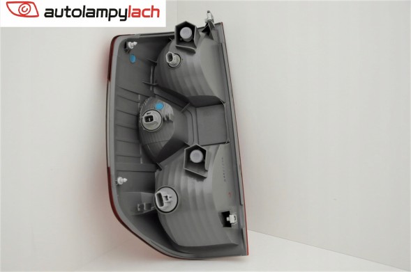 CHINA D19P312-19C1R-AS-A0M11 Toyota tundra from 2014- rear lamp right new