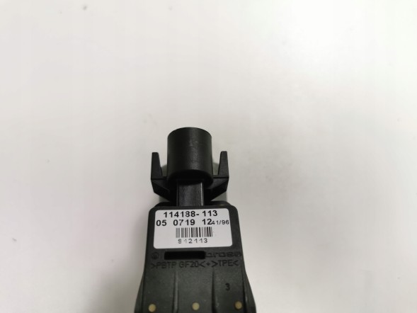 Audi OE 8D0959801E Window motor left rear audi a4 1995- oe 8d0959801e