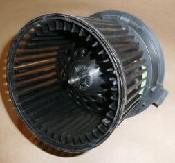 Renault OE 272100975R Blower heat.D sandero ii