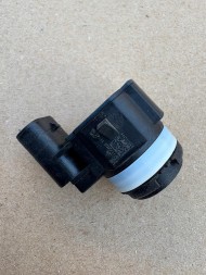 Mercedes-Benz OE Nowy Oryginalny Czujnik Parkowania PDC Mercedes A0009057517 CZARNY MAT 3PIN New original pdc parking sensor mercedes a0009057517 black mat 3pin