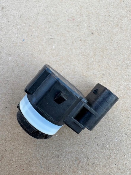 Mercedes-Benz OE Nowy Oryginalny Czujnik Parkowania PDC Mercedes A0009057517 CZARNY MAT 3PIN New original pdc parking sensor mercedes a0009057517 black mat 3pin