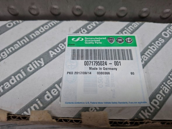 Fiat OE  Injector bosch 0445110418 504389548 fiat ducato iveco daily 2.3mjet 2011