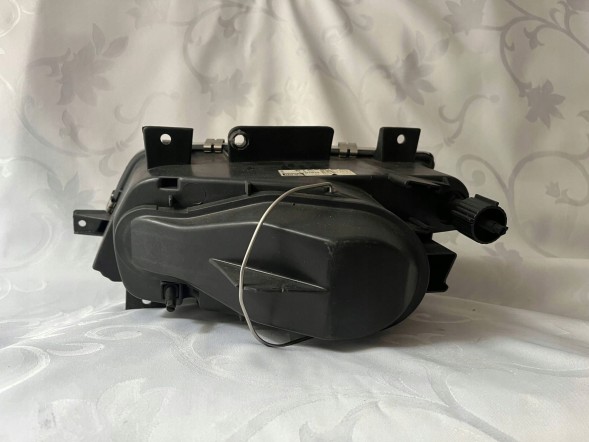 Peugeot OE  Headlight right peugeot 405 87-93 original 061612